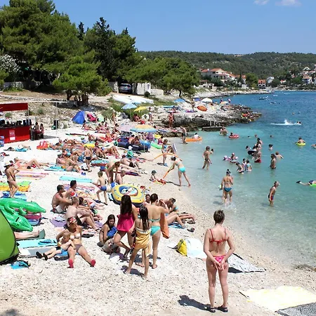 Mavarstica 1109a * Okrug Gornji